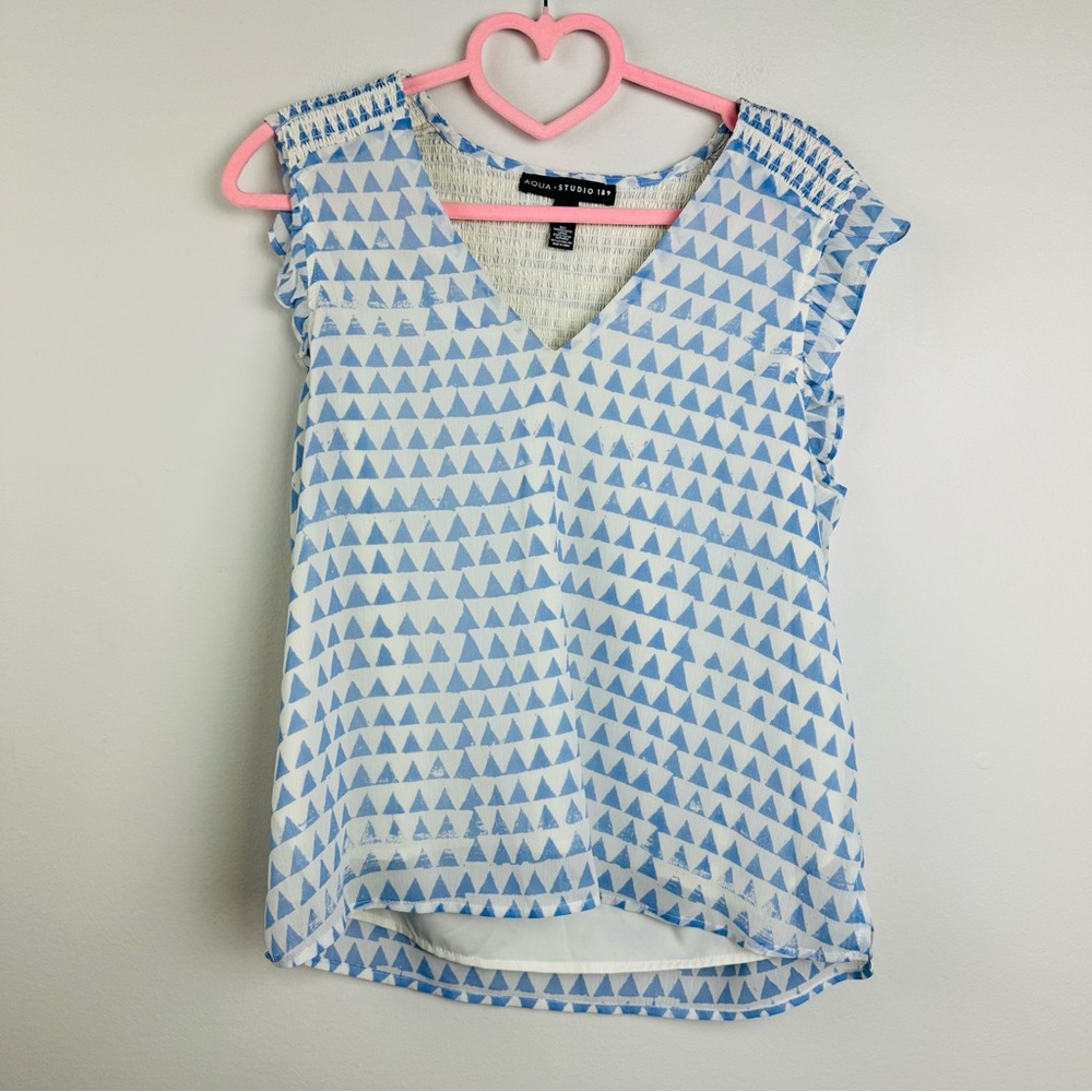 Aqua x Studio1 89 Blue and White Ruffled Sleeveless Blouse Size XSmall
